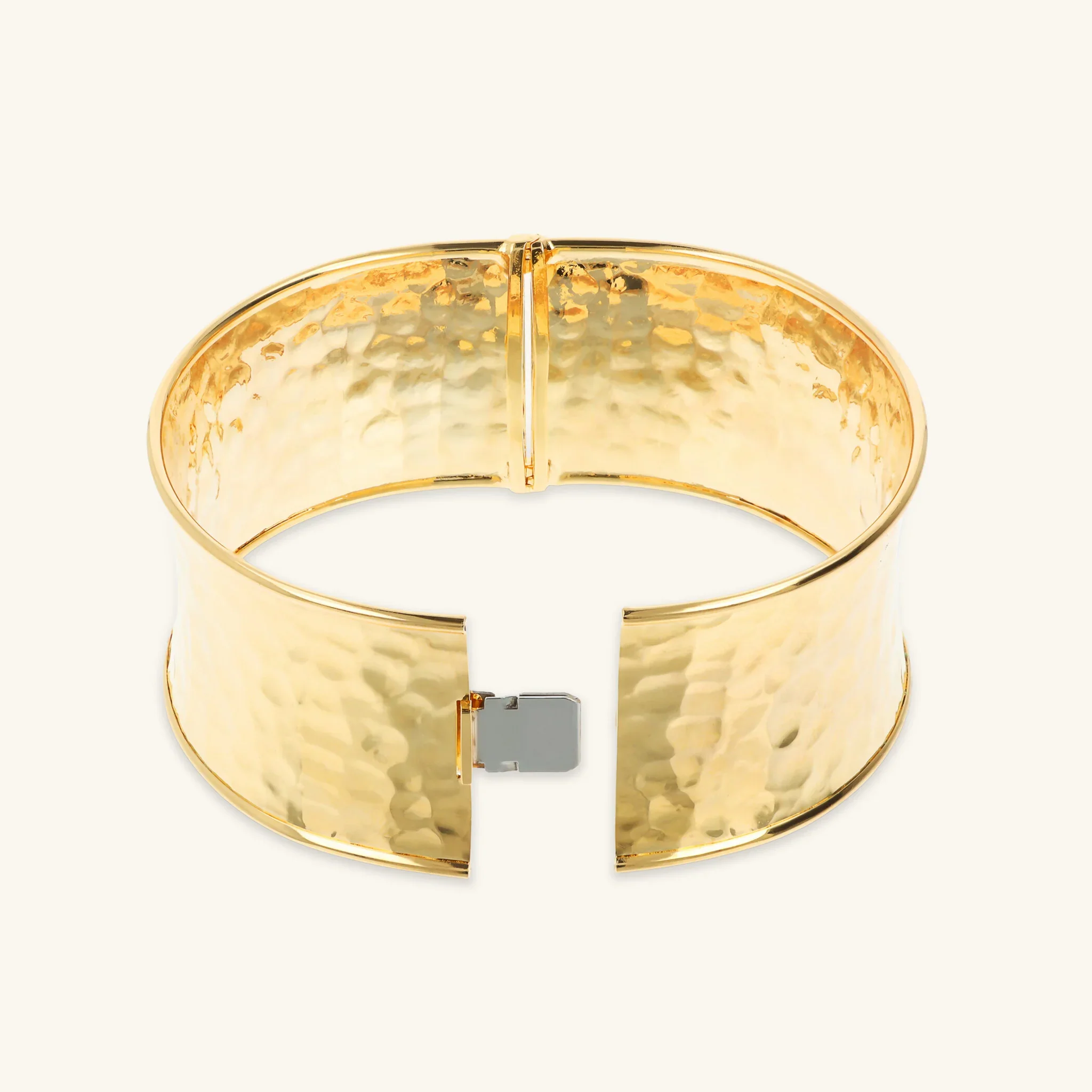 Bracciale Rigido a Fascia Martellato - Image 3