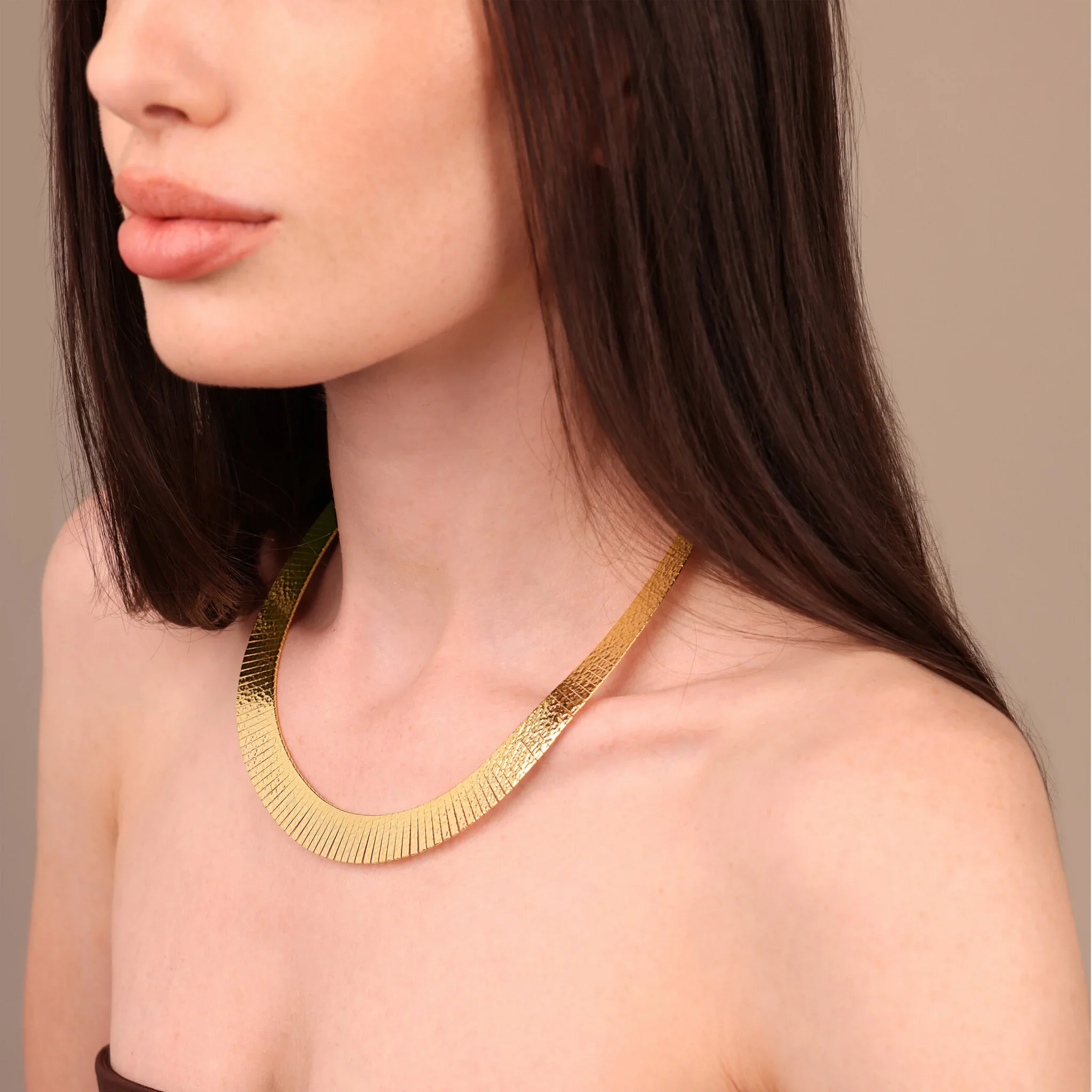 Collana Girocollo Cleopatra Martellata - Image 4