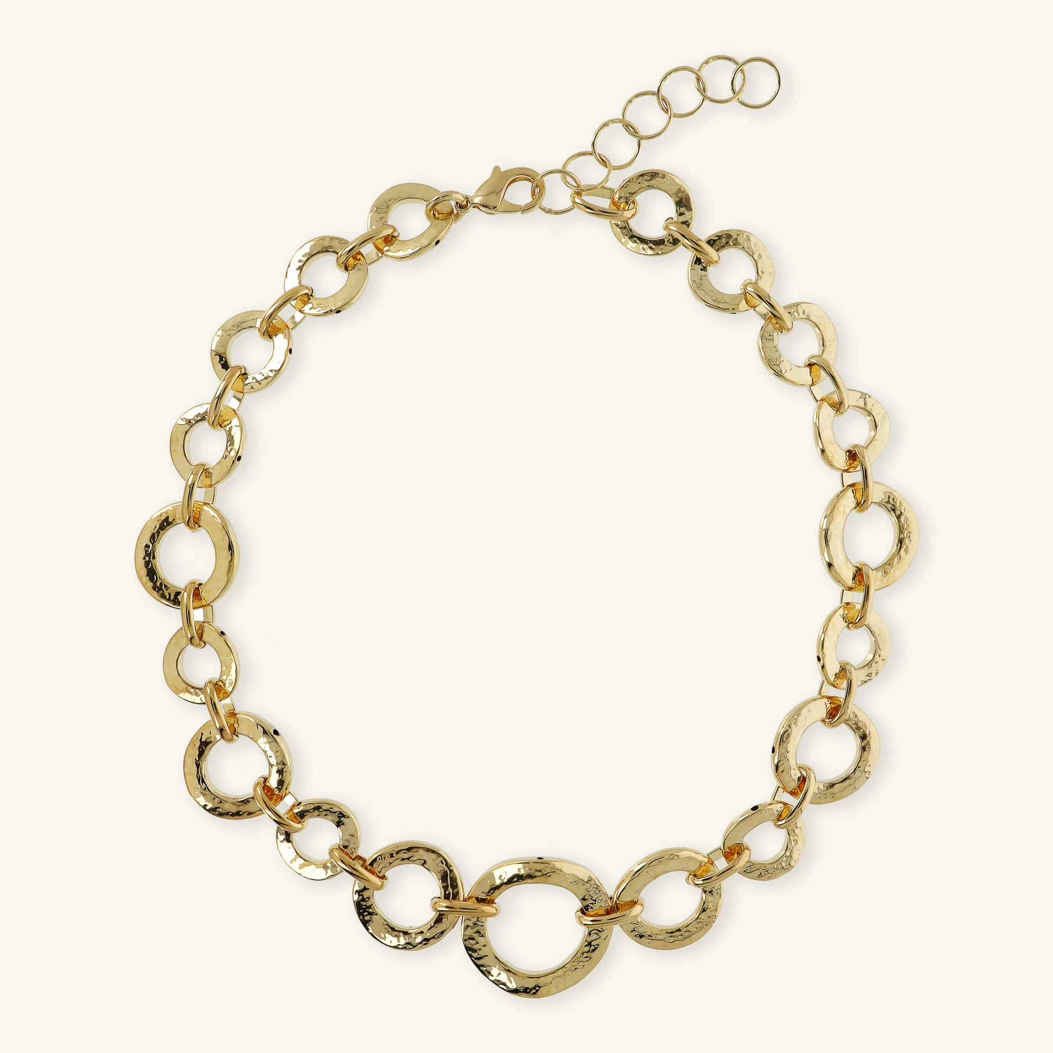 Collana Martellata con Maglia ad Anelli Graduati - Image 3