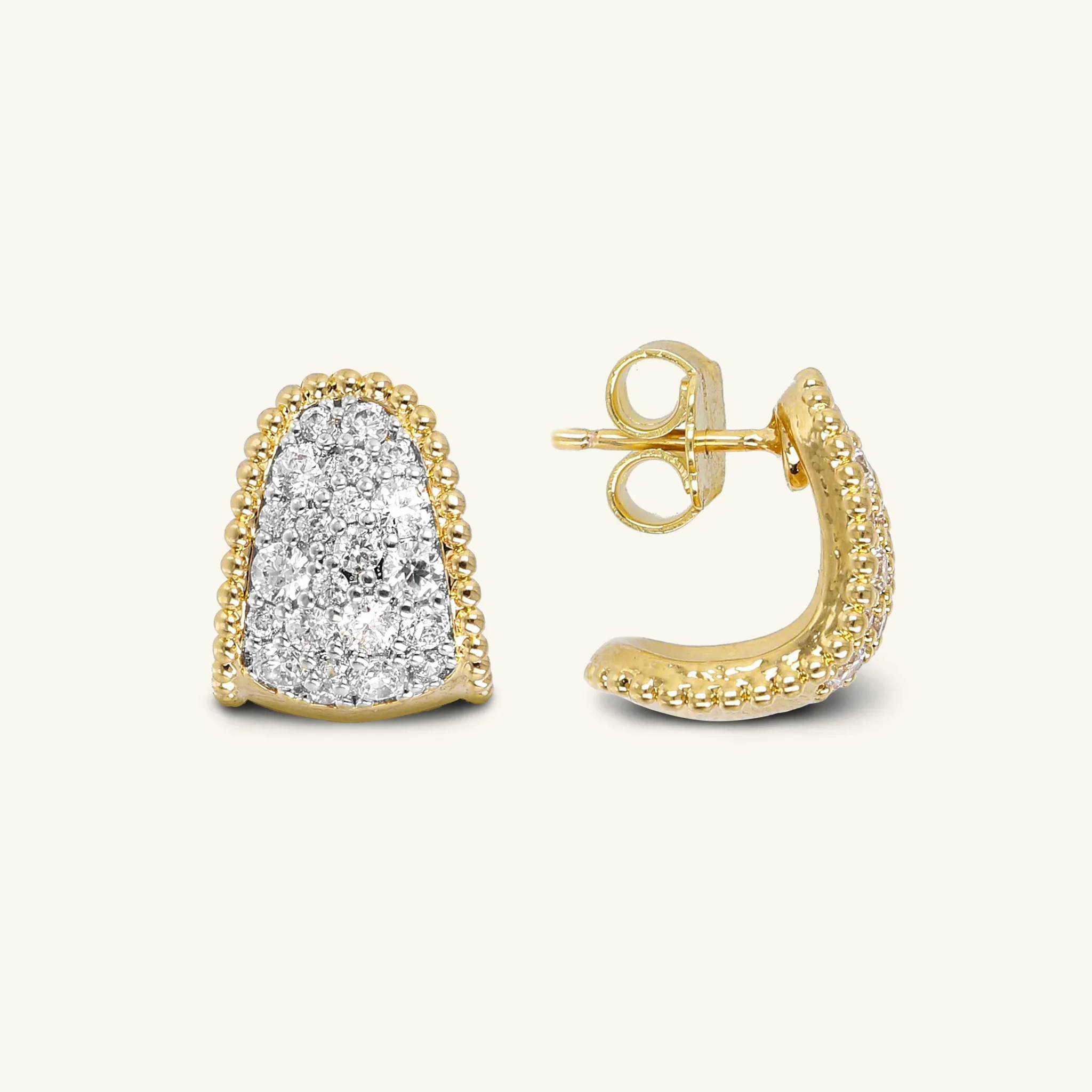 Orecchini a Lobo Graduati con Pavé in Cubic Zirconia - Image 3