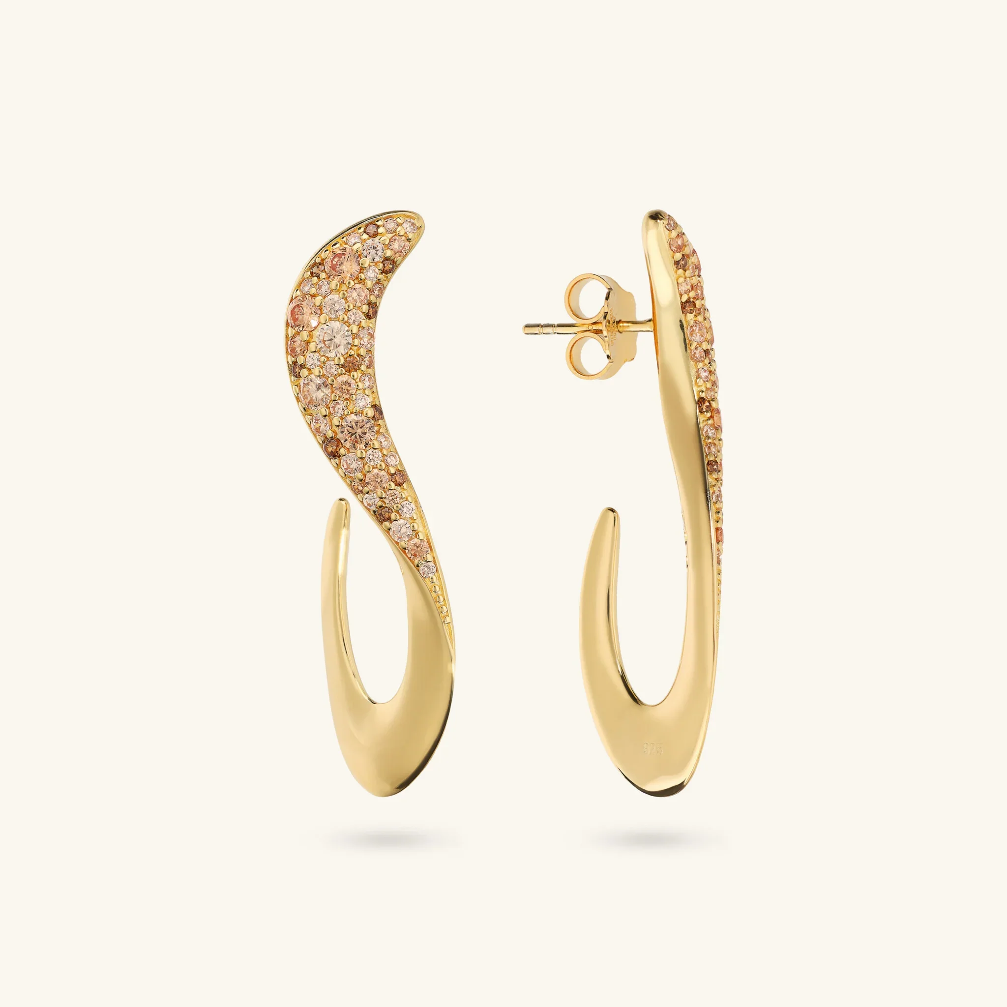 Orecchini Pendenti Onda con Pavé di Cubic Zirconia - Image 3