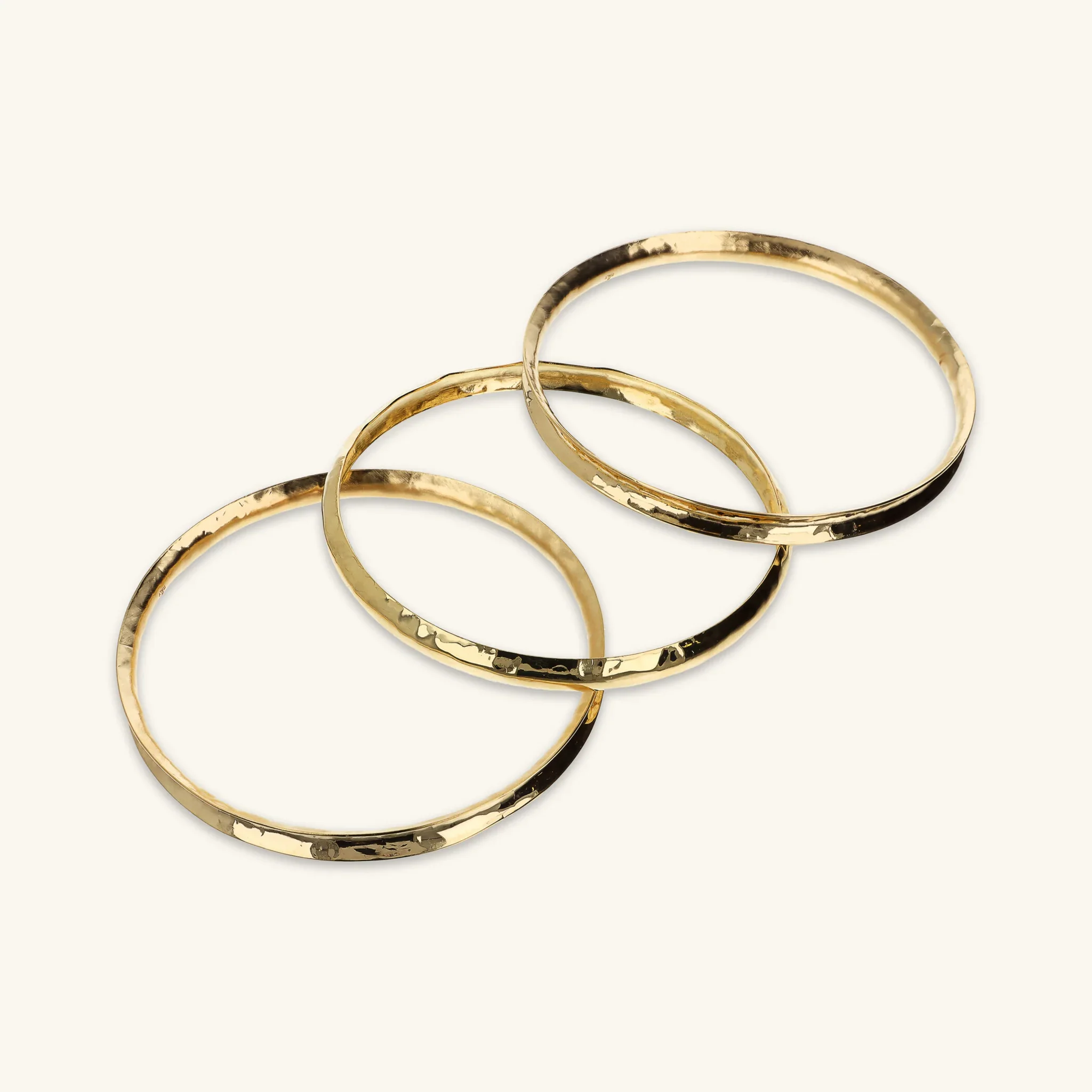 Set di Tre Bracciali Rigidi Concavi Martellati - Image 3